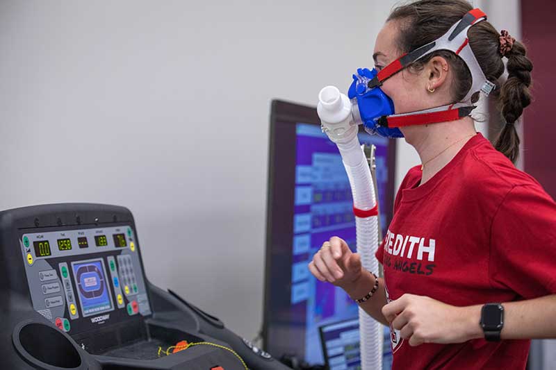健康与人体性能实验室的MAX Vo2测试.