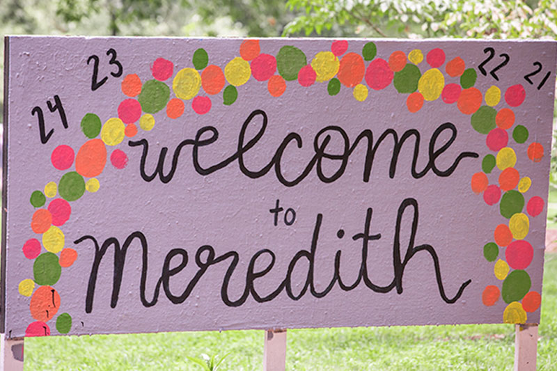 Welcome to Meredith sign with class years