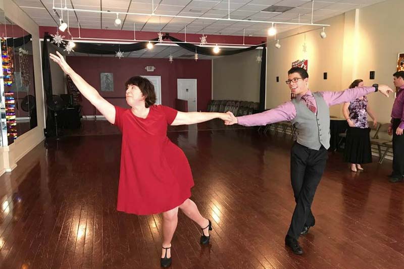 Meredith Instructor Liz Droessler dancing with her professional partner Justin Erwin